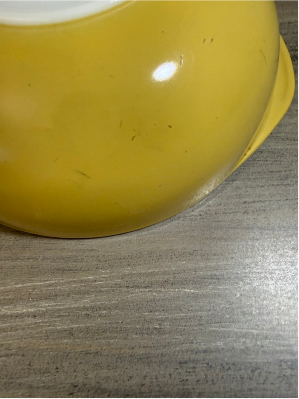 VINTAGE PYREX CASSEROLE DISH #024 2 QT Golden Yellow Pre-owned no lid - Picture 9 of 13